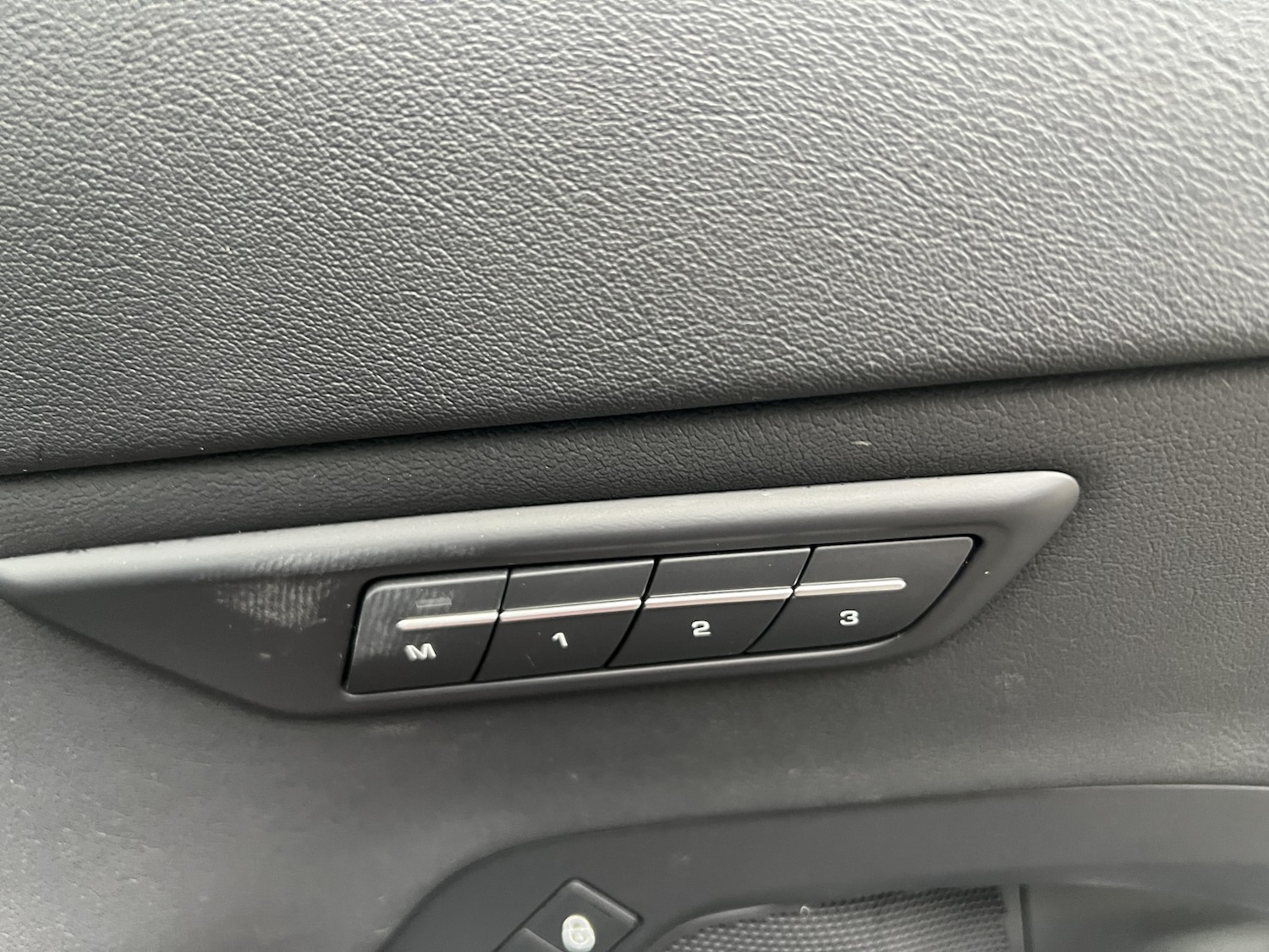 Used Jaguar E-Pace 2019 for sale - 77781643: Photo 9