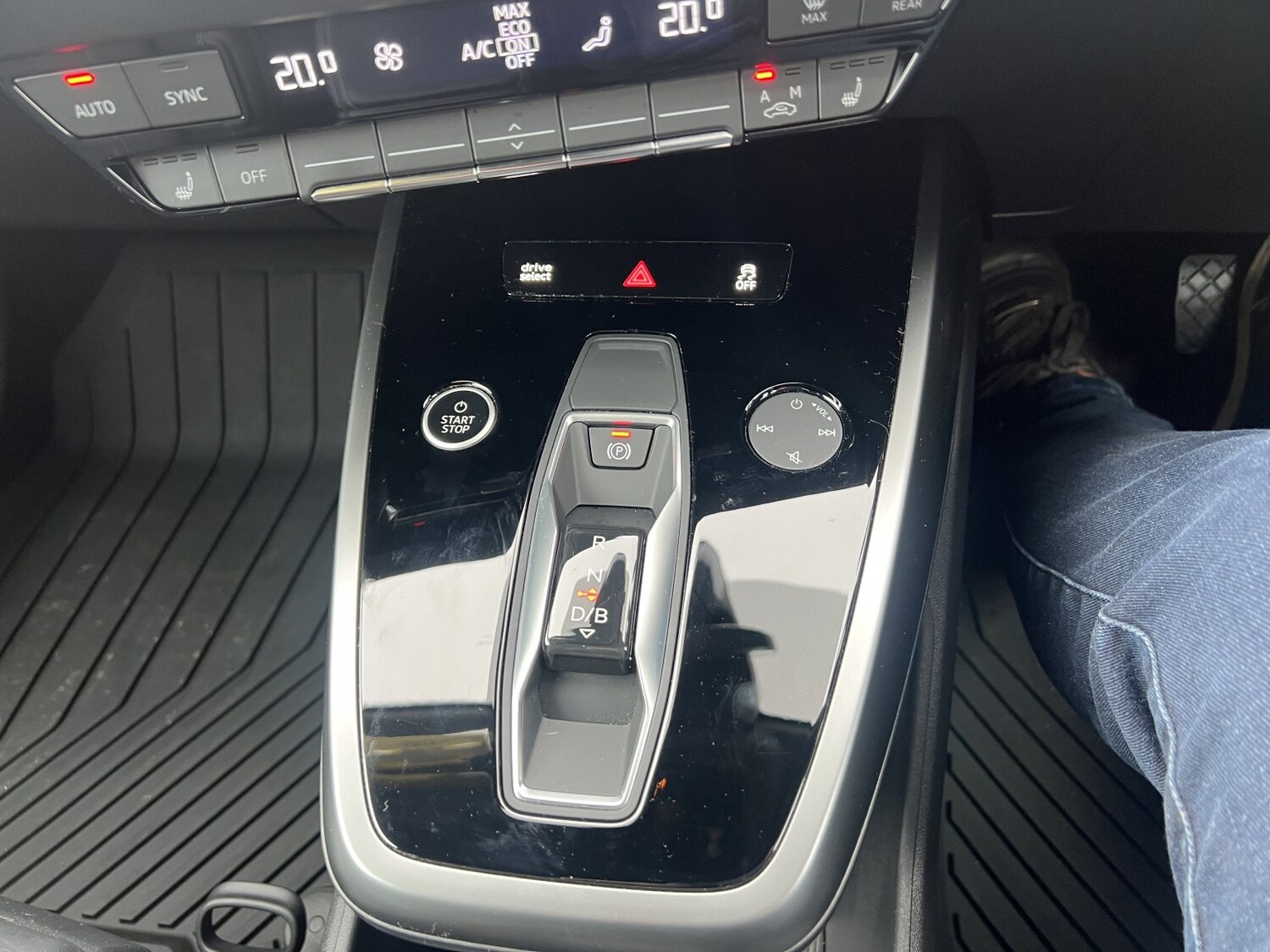 Used Audi Q4 e-tron 2022 for sale - 77707283: Photo 14