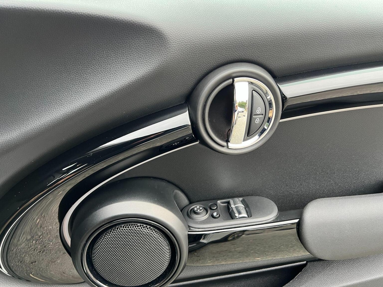 Used MINI Hatch 2022 for sale - 77487106: Photo 12