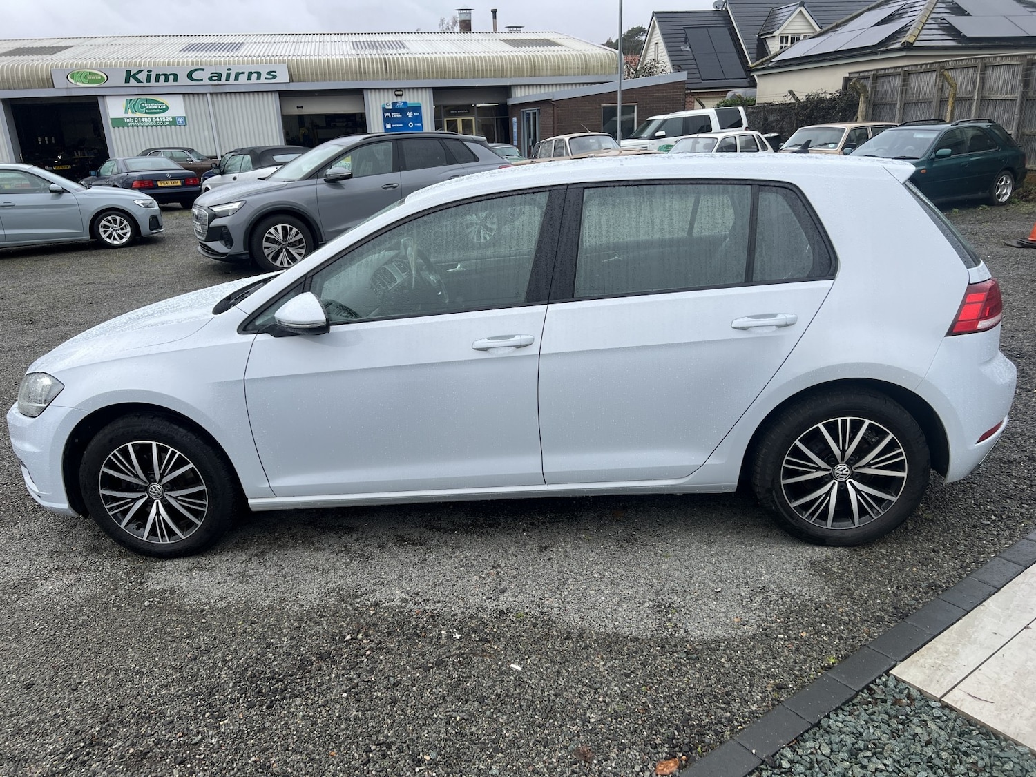 Used Volkswagen Golf 2017 for sale - 77707305: Photo 4