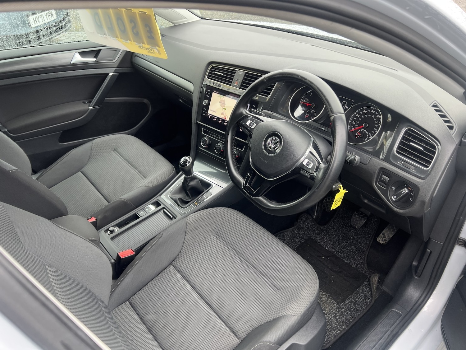 Used Volkswagen Golf 2017 for sale - 77707305: Photo 8