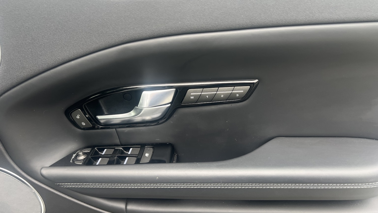 Used Land Rover Range Rover Evoque 2018 for sale - 78084475: Photo 13