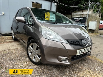 Used Honda Jazz 2013 for sale - 79090372: Photo