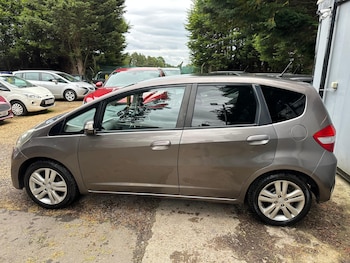 Used Honda Jazz 2013 for sale - 79090372: Photo