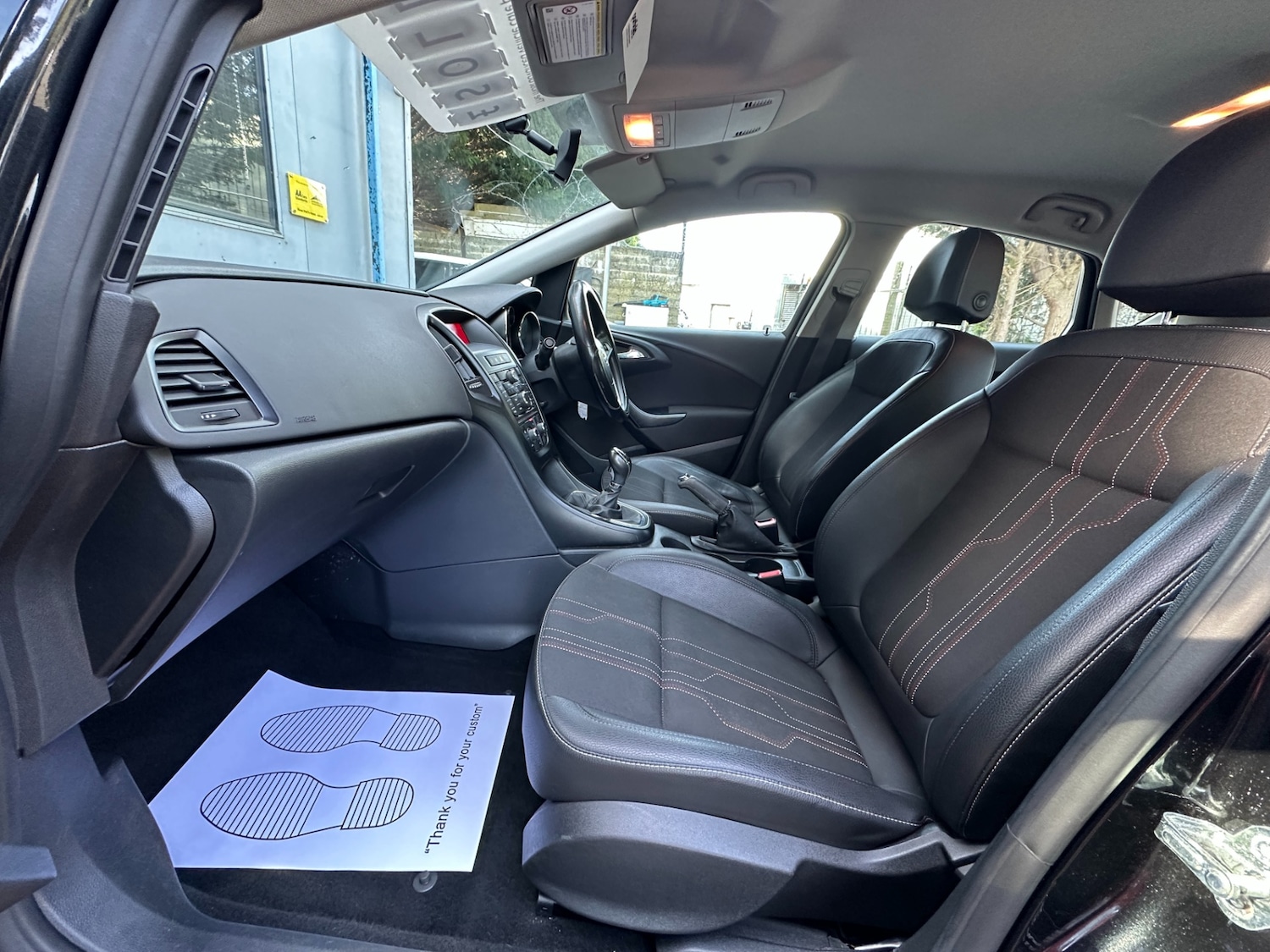 Used Vauxhall Astra 2012 for sale - 77947311: Photo 12