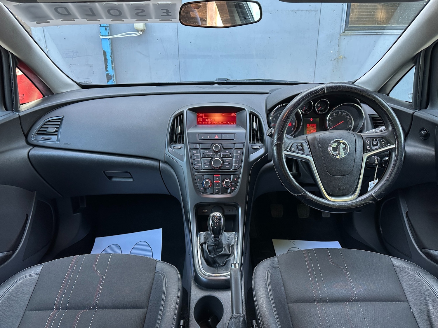 Used Vauxhall Astra 2012 for sale - 77947311: Photo 16