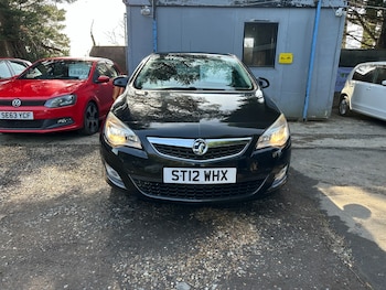 Used Vauxhall Astra 2012 for sale - 77947311: Photo