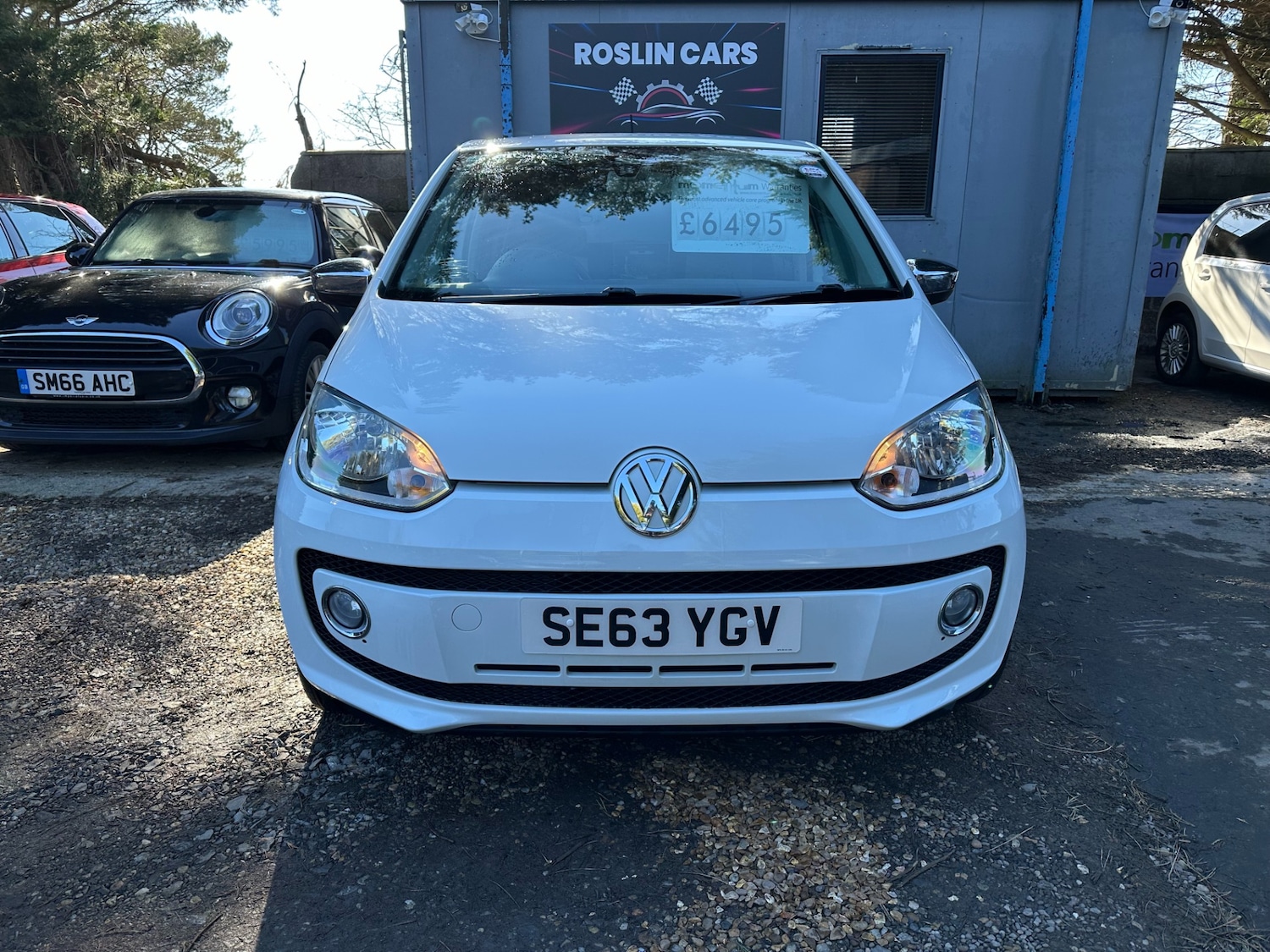 Used Volkswagen up! 2013 for sale - 77798672: Photo 2