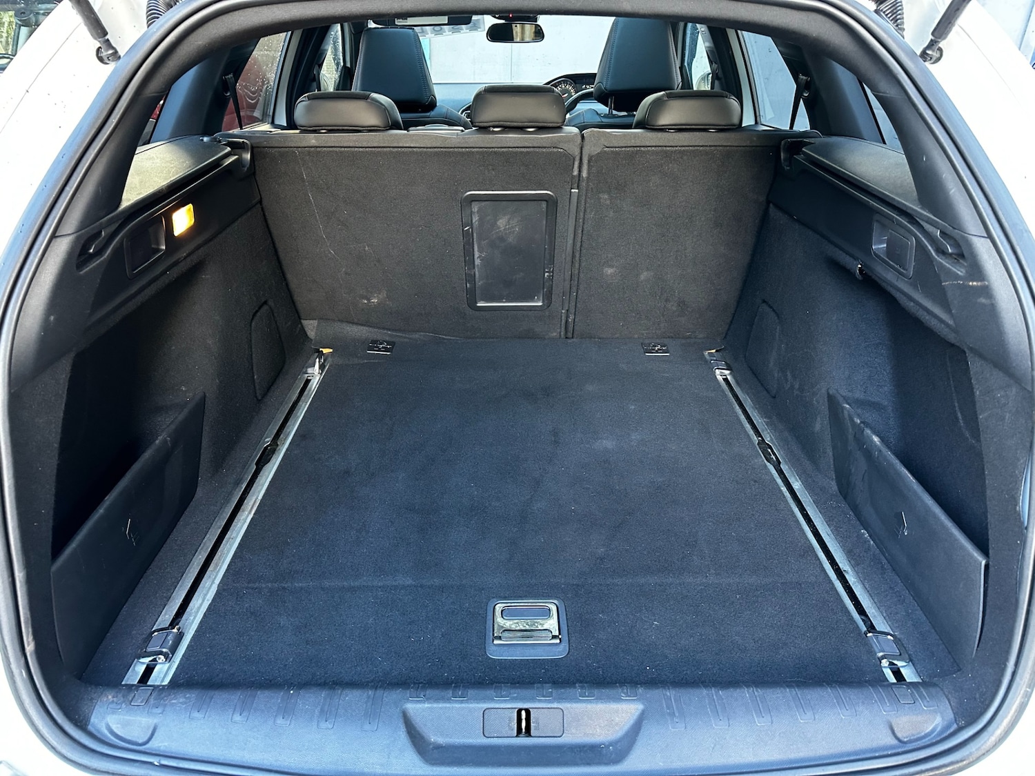 Used Peugeot 308 2018 for sale - 76438227: Photo 22