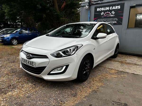 Used Hyundai i30 2015 for sale - 76198643: Photo 3