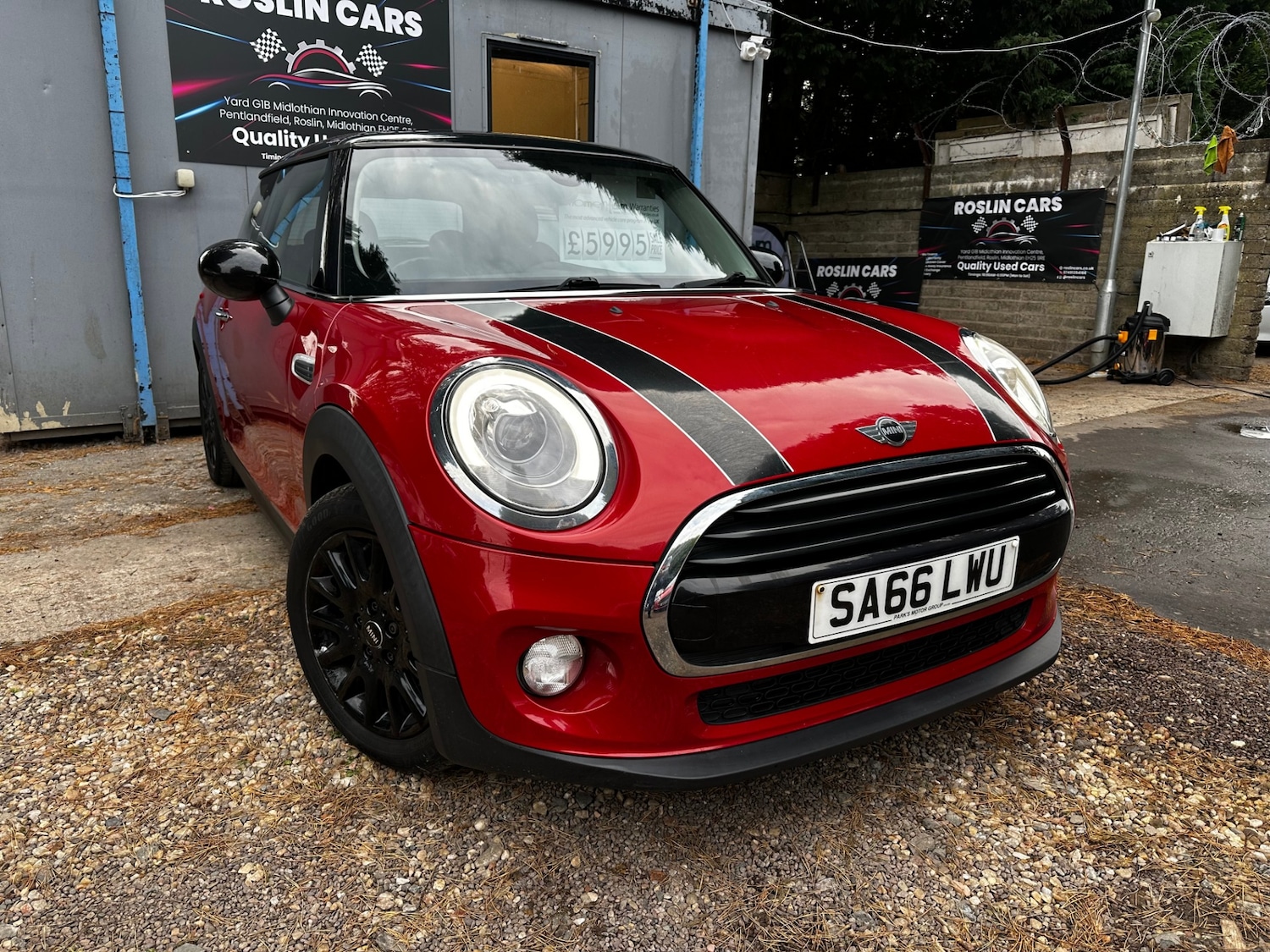Used MINI Hatch 2016 for sale - 76309908: Photo 1