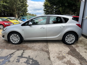 Used Vauxhall Astra 2013 for sale - 78499735: Photo