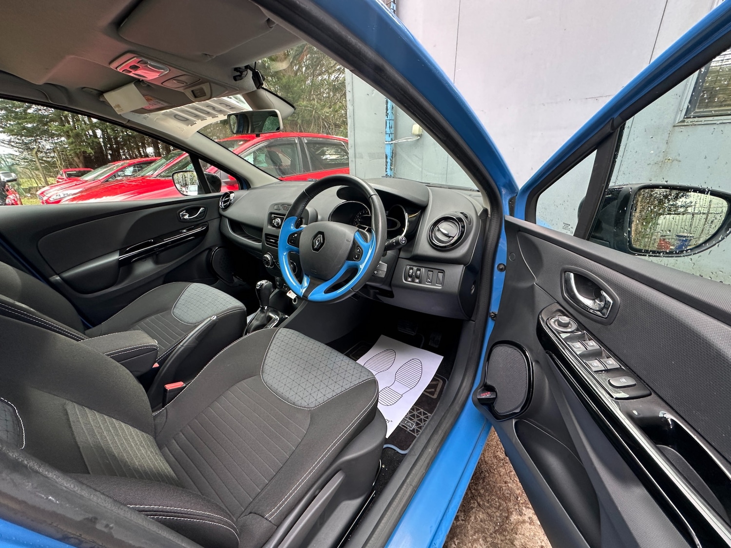 Used Renault Clio 2026 for sale - 77947390: Photo 10