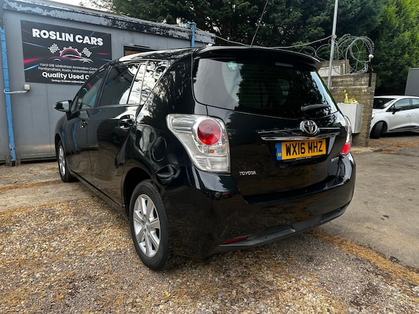 Used Toyota Verso 2016 for sale - 76222013: Photo 5