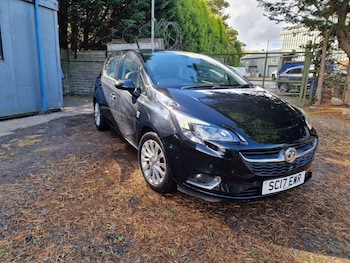 Vauxhall - Corsa
