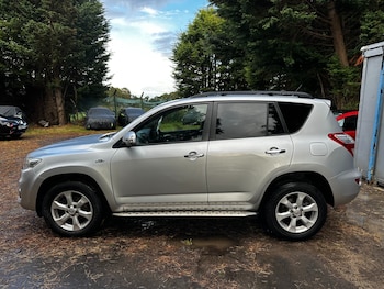 Used Toyota RAV4 2011 for sale - 75948750: Photo