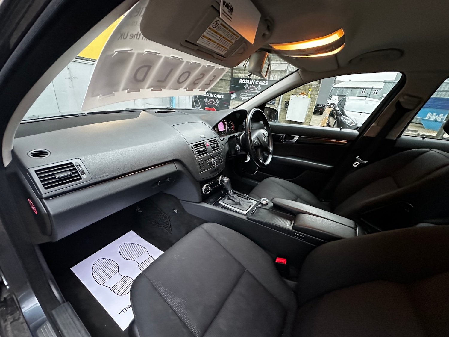 Used Mercedes-Benz C Class 2010 for sale - 76170939: Photo 11
