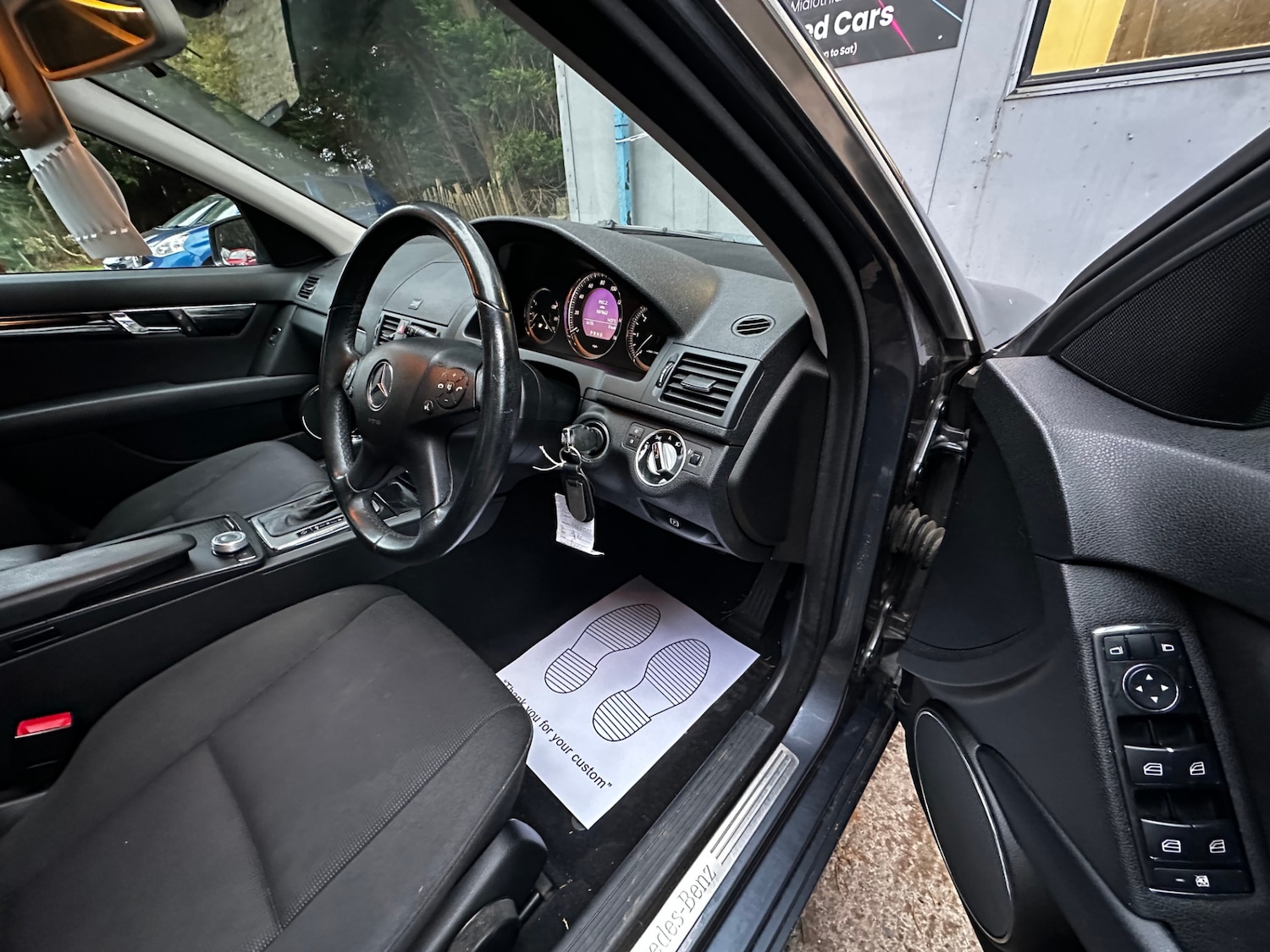 Used Mercedes-Benz C Class 2010 for sale - 76170939: Photo 9