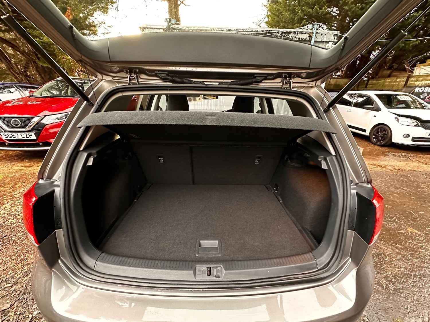 Used Volkswagen Golf 2014 for sale - 76877997: Photo 13