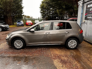 Used Volkswagen Golf 2014 for sale - 76877997: Photo