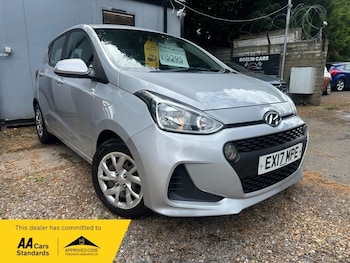 Used Hyundai i10 2017 for sale - 79432009: Photo