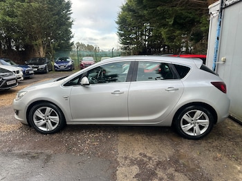 Used Vauxhall Astra 2015 for sale - 77877899: Photo