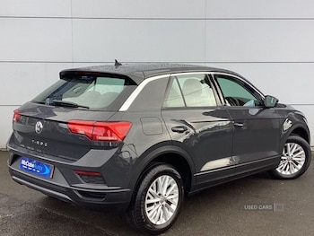 Used Volkswagen T-Roc 2019 for sale - 77978751: Photo