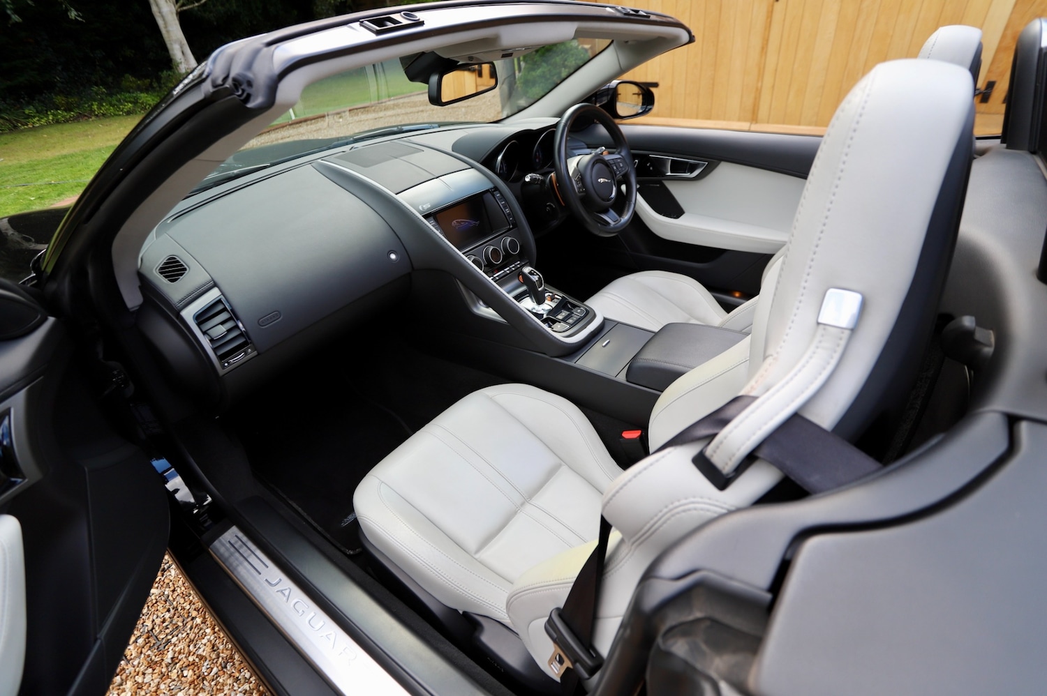 Used Jaguar F-Type 2013 for sale - 75891058: Photo 16