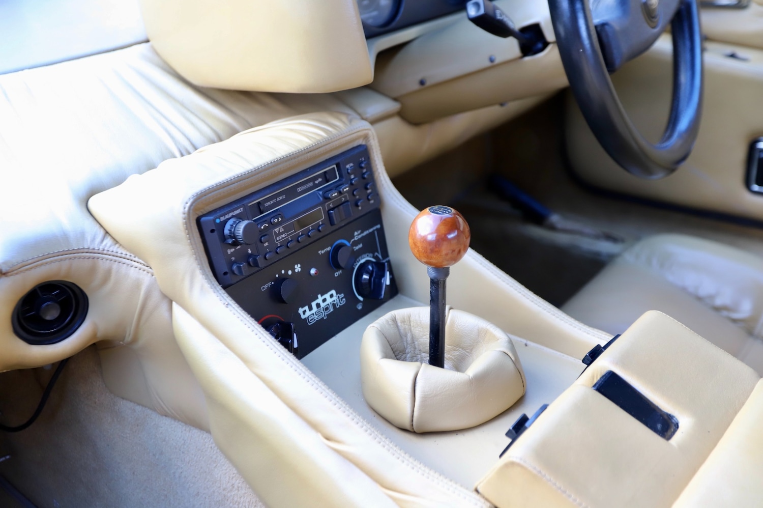 Used Lotus Esprit 1984 for sale - 77247885: Photo 17