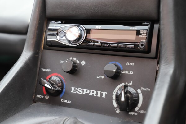 Used Lotus Esprit 1987 for sale - 71748868: Photo 15