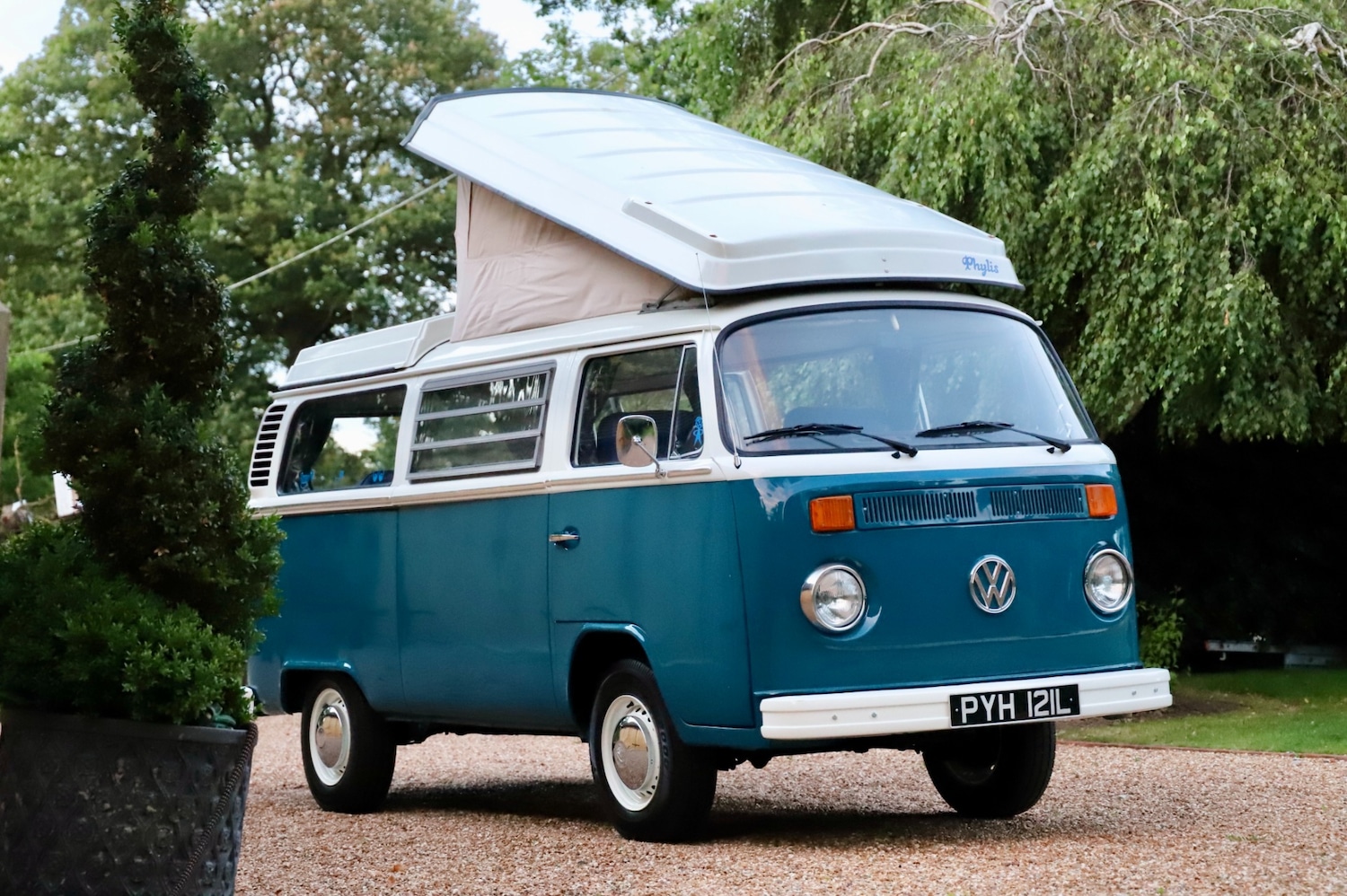 Used Volkswagen Campervan 1973 for sale - 76232695: Photo 1