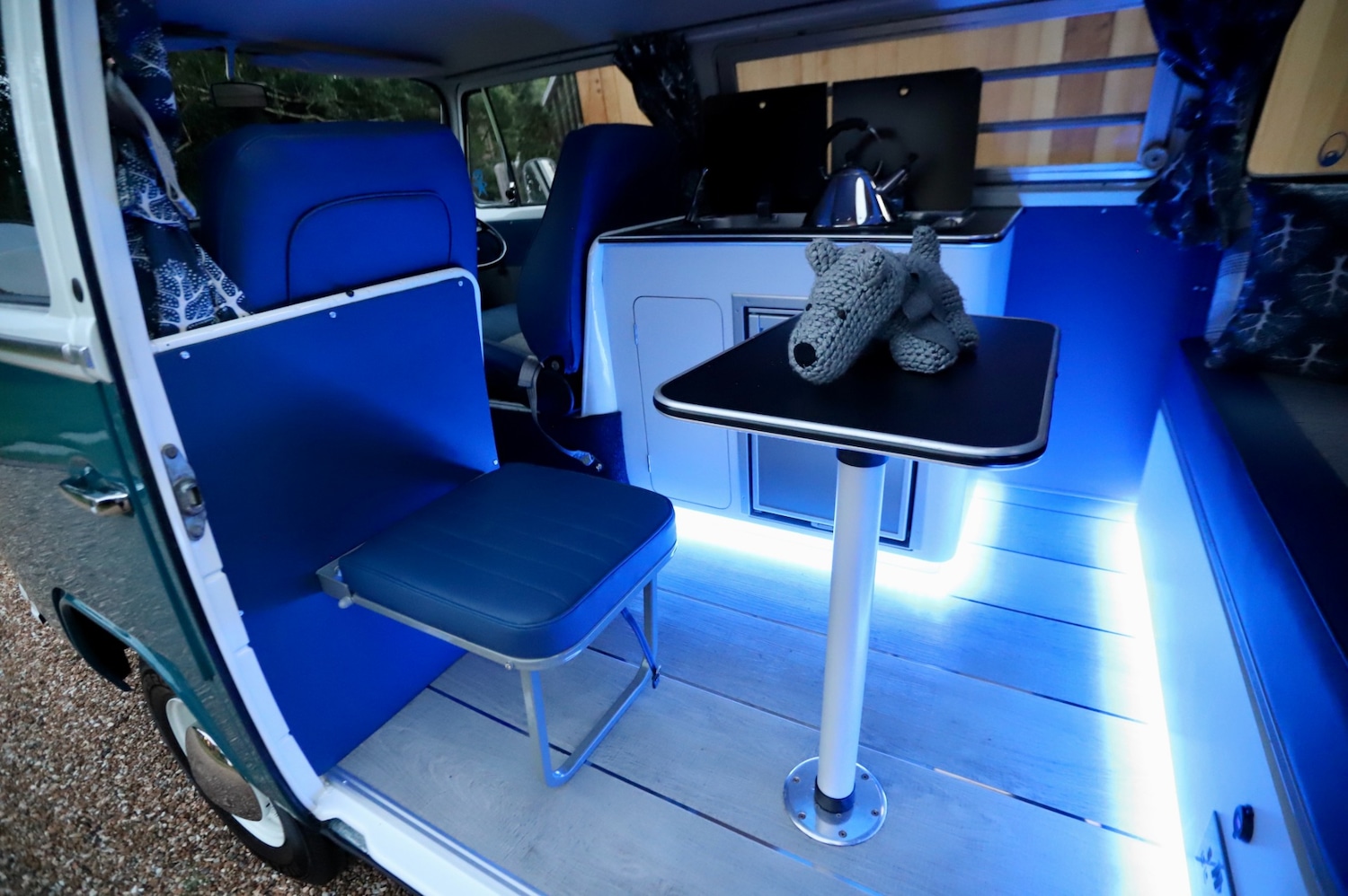 Used Volkswagen Campervan 1973 for sale - 76232695: Photo 13