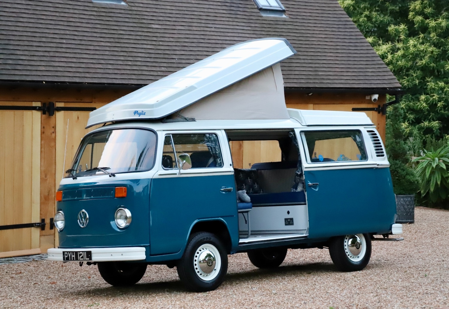 Used Volkswagen Campervan 1973 for sale - 76232695: Photo 5