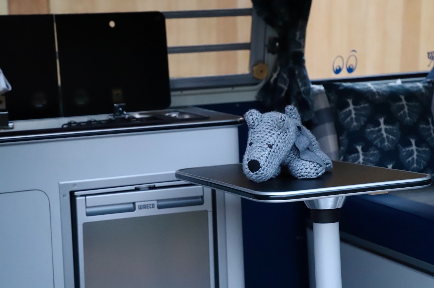 Used Volkswagen Campervan 1973 for sale - 76232695: Photo 8