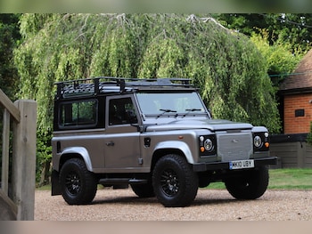 Used Land Rover Defender 2010 for sale - 79206221: Photo