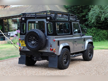 Used Land Rover Defender 2010 for sale - 79206221: Photo