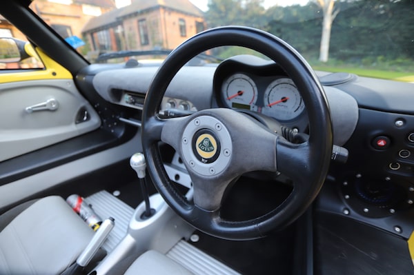 Used Lotus Elise 2001 for sale - 74315713: Photo 11