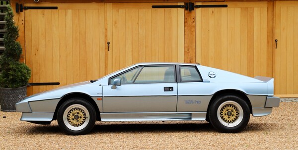 Used Lotus Esprit 1986 for sale - 72380164: Photo 2