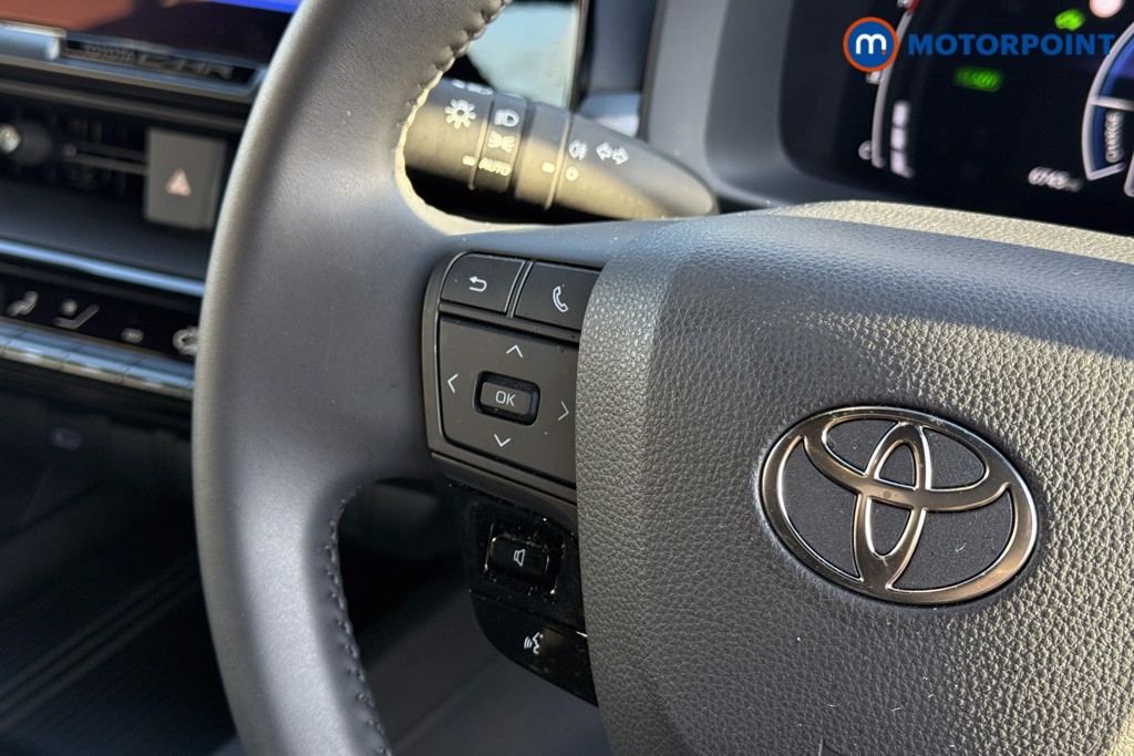 Used Toyota C-HR 2024 for sale - 76697172: Photo 12