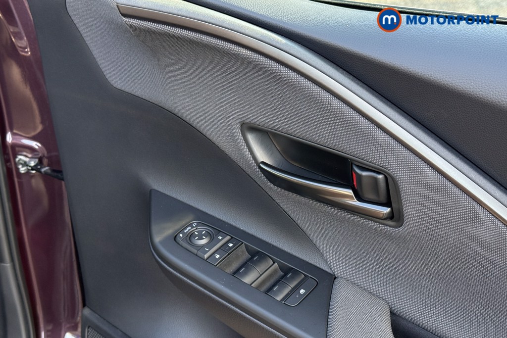 Used Toyota C-HR 2024 for sale - 76697172: Photo 17