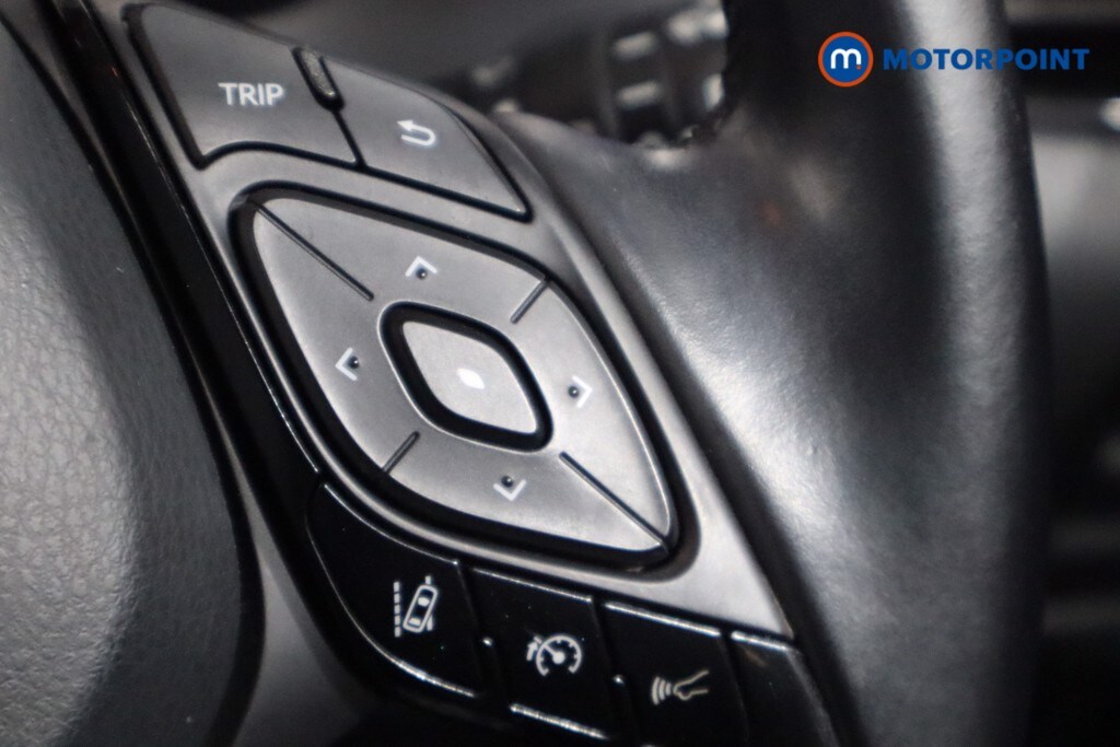 Used Toyota C-HR 2017 for sale - 76117896: Photo 16