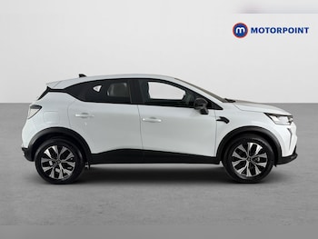 Used Renault Captur 2025 for sale - 79209091: Photo