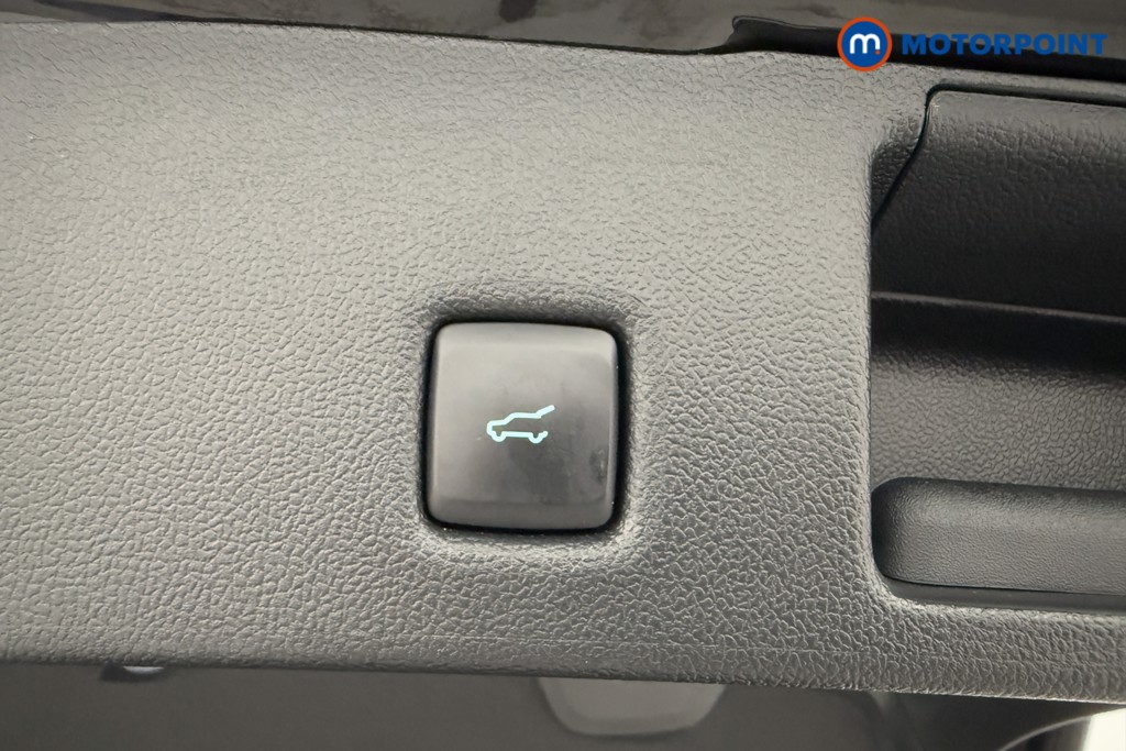 Used Ford Kuga 2022 for sale - 77435825: Photo 38