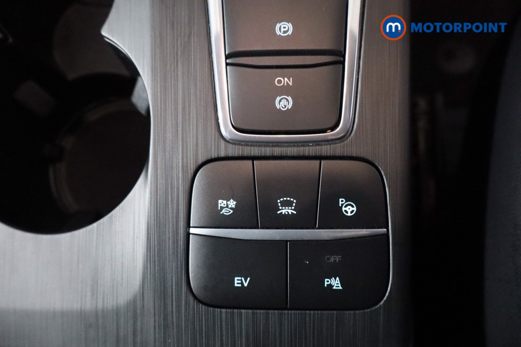 Used Ford Kuga 2022 for sale - 76638257: Photo 17