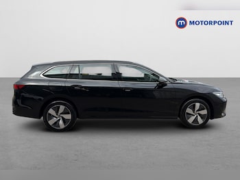 Used Volkswagen Passat 2025 for sale - 78717832: Photo