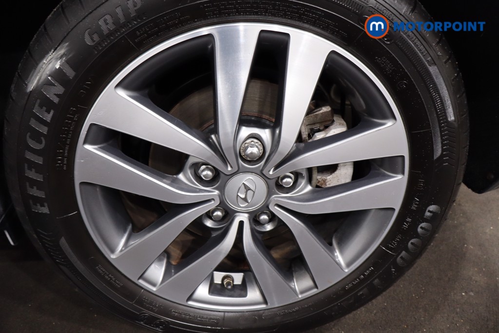 Used Hyundai i30 2017 for sale - 77904120: Photo 20