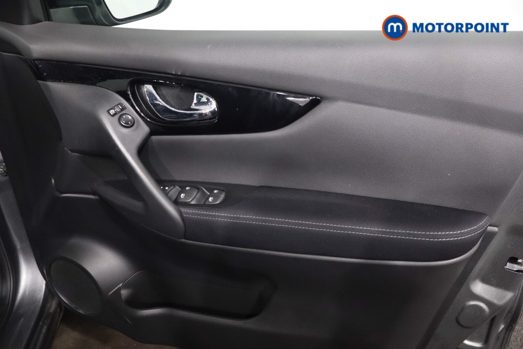 Used Nissan Qashqai 2021 for sale - 77023615: Photo 32