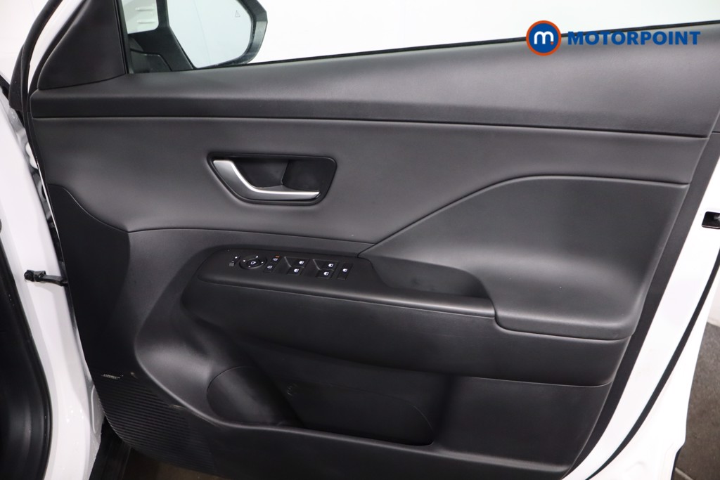 Used Hyundai KONA 2025 for sale - 77699057: Photo 31