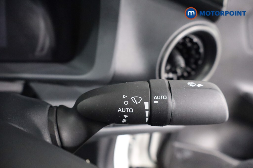 Used Toyota C-HR 2024 for sale - 76076874: Photo 26