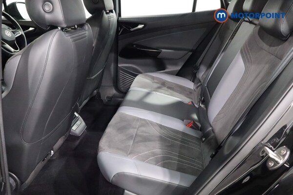 Used Volkswagen ID.4 2024 for sale - 76252870: Photo 13